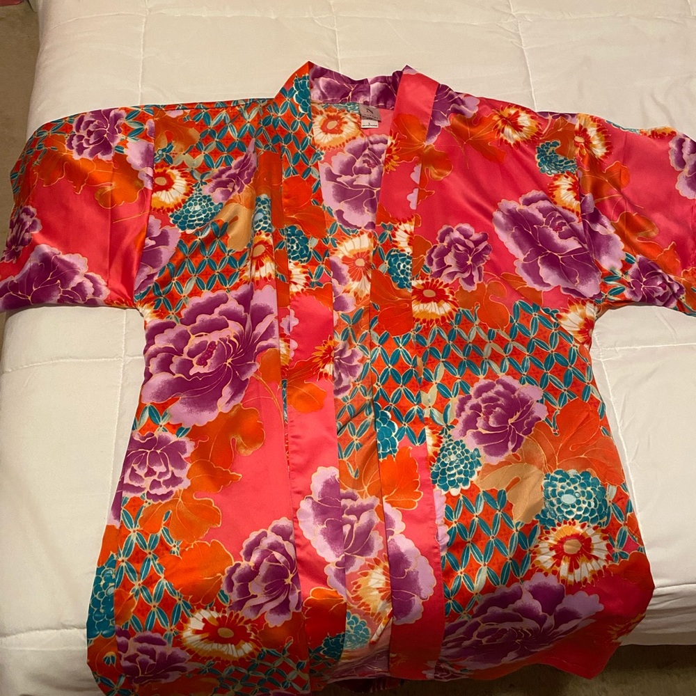 Satin Colorful Robe - Picture 2 of 4